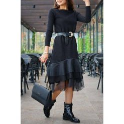 Sukienka LARZA. Czarne sukienki damskie IVET, na co dzień, w paski, eleganckie, bez kołnierzyka, z długim rękawem, długie, maxi. W wyprzedaży za 79,00 zł.