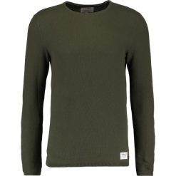 Swetry klasyczne męskie: TOM TAILOR DENIM STRUCTURED CREWNECK Sweter woodland green
