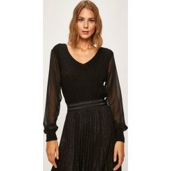 Answear - Bluzka. Czarne bluzki damskie ANSWEAR, s, bez wzorów, z poliesteru, bez kołnierzyka, z długim rękawem. W wyprzedaży za 69,90 zł.