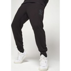 O'Neill Cliff Spodnie dresowe Czarny. Czarne spodnie męskie O'Neill, m, bez wzorów, z bawełny. Za 223,95 zł.