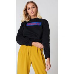 NA-KD Bluza Smoking Hot - Black. Czarne bluzy z nadrukiem damskie marki NA-KD. Za 121,95 zł.