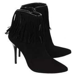 799 CZARNY ZAMSZ 40 - 799CZARNYZAMSZ40 - - Botki. Czarne botki damskie Botki, z zamszu, bez obcasa, bez zapięcia. W wyprzedaży za 190,35 zł.