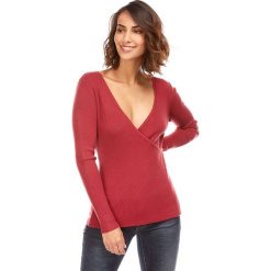 Sweter w kolorze bordowym. Czerwone swetry damskie L'étoile du cachemire, bez wzorów, z kaszmiru, klasyczne, bez rękawów, bez kaptura. W wyprzedaży za 89,95 zł.