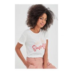 T-shirt z nadrukiem. Szare bluzki damskie Promod, l, z nadrukiem, bez kołnierzyka. Za 59,90 zł.