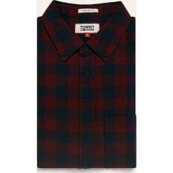 Tommy Jeans - Koszula. Fioletowe koszule męskie Tommy Jeans, m, bez wzorów, z bawełny, casualowe, button down, z długim rękawem. W wyprzedaży za 219,90 zł.