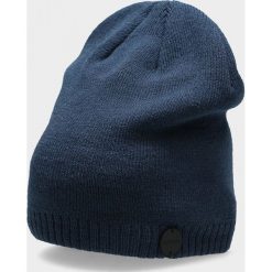 Czapka damska CAD600 - granat - Outhorn. Czapki damskie Outhorn, na zimę, bez wzorów, z dzianiny. Za 19,99 zł.