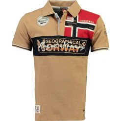 Koszulka polo w kolorze beżowym. Brązowe koszulki męskie Geographical Norway Men, m, z nadrukiem, z bawełny, polo, bez rękawów. W wyprzedaży za 89,95 zł.