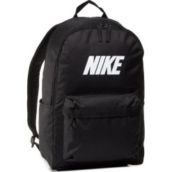 Plecak NIKE - BA6393 010 Czarny. Czarne plecaki męskie Nike, bez wzorów, z materiału, sportowe. Za 129,00 zł.