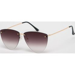 Answear - Okulary. Pomarańczowe okulary przeciwsłoneczne damskie ANSWEAR. W wyprzedaży za 39,90 zł.