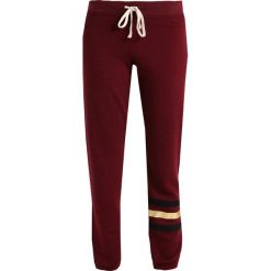 Spodnie dresowe damskie: Sundry SWEATPANTS Spodnie treningowe burgundy