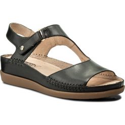 Sandały PIKOLINOS - W8K-0535 Black. Czarne klapki damskie Pikolinos, bez wzorów, ze skóry, bez obcasa. W wyprzedaży za 289,00 zł.