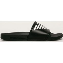 Emporio Armani - Klapki. Czarne klapki damskie Emporio Armani, bez wzorów, z gumy, bez obcasa, na obcasie. Za 199,90 zł.