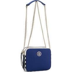 Torebka TOMMY HILFIGER - Camera Bag Icon Mix AW0AW05291 904. Niebieskie torebki klasyczne damskie TOMMY HILFIGER. Za 549,00 zł.