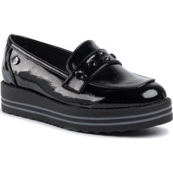 Półbuty XTI - Zapato Sra 49392 Charol Negro. Czarne półbuty damskie Xti, z aplikacjami, ze skóry ekologicznej, bez obcasa, na płaskiej podeszwie, bez zapięcia. Za 249,00 zł.