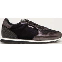 Pepe Jeans - Buty Verona W Top. Czarne sneakersy damskie Pepe Jeans, bez wzorów, z jeansu, z okrągłym kołnierzem. Za 329,90 zł.