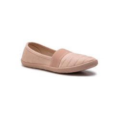 NYLON RED WSSB852-4. Różowe trampki i tenisówki damskie Nylon Red, bez wzorów, z nylonu, bez zapięcia. Za 39,99 zł.