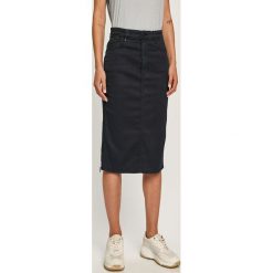 G-Star Raw - Spódnica jeansowa. Niebieskie spódniczki damskie G-Star RAW, na co dzień, bez wzorów, z elastanu, retro, z podwyższonym stanem, mini, proste. Za 419,90 zł.