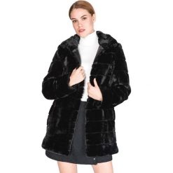 Guess Selene Futro Czarny. Czarne kurtki damskie Guess, na jesień, xs, z aplikacjami, z poliesteru, bez kaptura. Za 829,95 zł.
