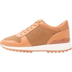 Trampki damskie slip on: PARFOIS Tenisówki i Trampki camel