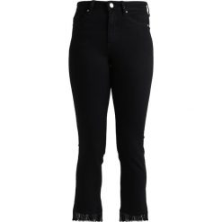 Miss Selfridge LIZZIE TASSLE FRINGE HEM Jeansy Slim Fit black. Czarne jeansy damskie Miss Selfridge. W wyprzedaży za 161,10 zł.