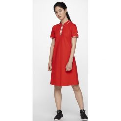 Sukienka polo SUDD204 - czerwony. Czerwone sukienki damskie m, z dzianiny, sportowe, polo, proste. Za 79,99 zł.