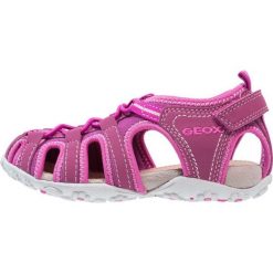Geox ROXANNE Sandały trekkingowe dark fuchsia. Czerwone sandały chłopięce Geox, z materiału. Za 239,00 zł.