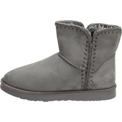 Ciepłe śniegowce damskie Kylie Crazy 1760101GR. Śniegowce damskie Kylie Crazy, bez zapięcia. W wyprzedaży za 69,00 zł.