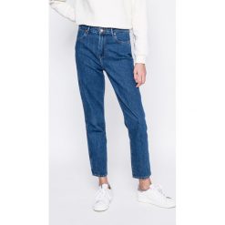 Wrangler - Jeansy Retro Dark. Niebieskie jeansy damskie Wrangler, s. W wyprzedaży za 219,90 zł.