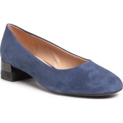 Półbuty GEOX - D Chloo M. B D949XB 00021 C4000 Blue. Niebieskie półbuty damskie Geox, bez wzorów, ze skóry, bez obcasa, na obcasie, bez zapięcia. W wyprzedaży za 419,00 zł.