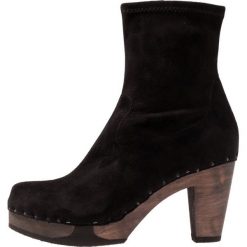 Softclox FERDA VEGAN Botki na obcasie schwarz. Czarne botki damskie na obcasie marki Softclox, z materiału. Za 799,00 zł.