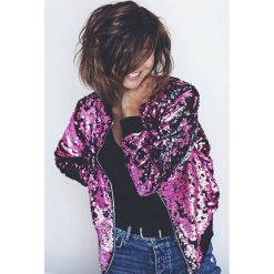 Bluza ROSY PURPLE. Fioletowe bluzy damskie IVET, z aplikacjami, długie, bez kaptura. W wyprzedaży za 39,00 zł.
