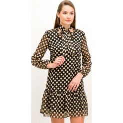 Sukienka koktajlowa Pennyblack Malizia 12245019. Czarne sukienki damskie Pennyblack, bez wzorów, z poliesteru, wizytowe, bez kołnierzyka, bez rękawów. W wyprzedaży za 419,00 zł.