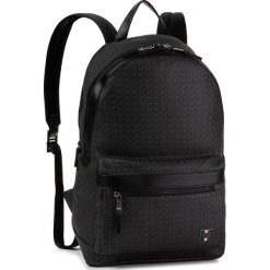 Plecak TOMMY HILFIGER - Coated Canvas Mono Backpack AM0AM05688 0GQ. Czarne torby męskie skórzane TOMMY HILFIGER, bez wzorów, ze skóry ekologicznej. Za 699,00 zł.