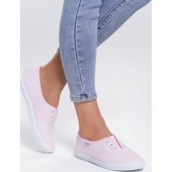 Różowe Tenisówki Along The Way. Różowe trampki i tenisówki damskie Renee, w paski, z paskami. Za 29,99 zł.