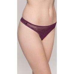 Gossard - Stringi. Fioletowe stringi damskie marki Gossard, s, z elastanu. W wyprzedaży za 49,90 zł.
