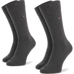 Zestaw 2 par wysokich skarpet męskich TOMMY HILFIGER - 371111 r.43/46 Anthracite Melange 030. Szare skarpetki męskie TOMMY HILFIGER, bez wzorów, z elastanu. W wyprzedaży za 49,90 zł.
