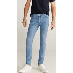 Mango Man - Jeansy Jude. Jeansy męskie Mango Man, bez wzorów. Za 139,99 zł.