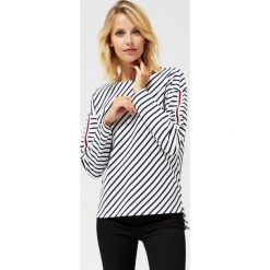 Bluza w paski z lampasami. Niebieskie bluzy damskie Moodo, xl, w paski, z bawełny, z długim rękawem, długie, bez kaptura. Za 69,99 zł.