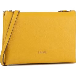 Torebka LIU JO - Xs Crossbody A69066 E0086 Light Yellow 50850. Żółte listonoszki damskie Liu Jo, bez wzorów, ze skóry ekologicznej, bez dodatków. Za 389,00 zł.