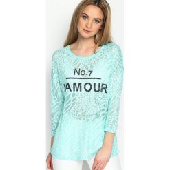Miętowa Bluzka Number Of Love. Zielone bluzki damskie marki Born2be, m, z napisami, z okrągłym kołnierzem, z długim rękawem. Za 29,99 zł.