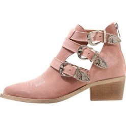 Botki damskie: Pavement CARINA CUT Ankle boot rosa
