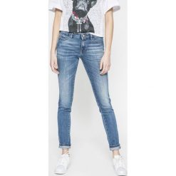 Miss Sixty - Jeansy MY MAGIC. Niebieskie jeansy damskie slim marki Miss Sixty, z bawełny, z obniżonym stanem. W wyprzedaży za 399,90 zł.