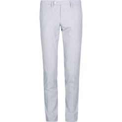 Marciano Guess Spodnie "George". Spodnie męskie Guess, z aplikacjami, z jeansu. Za 199,00 zł.