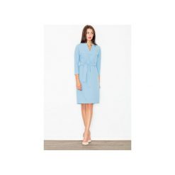 Sukienka M526 Niebieski. Niebieskie sukienki damskie FIGL, na co dzień, xl, bez wzorów, eleganckie, bez kołnierzyka, bez rękawów, midi, proste. Za 159,00 zł.