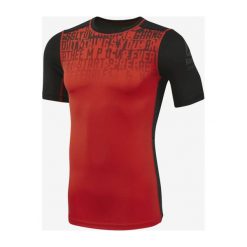 Reebok Koszulka Czerwony. Czerwone podkoszulki męskie Reebok, s, bez wzorów, z elastanu, bez kołnierzyka, z krótkim rękawem, krótkie. Za 188,95 zł.