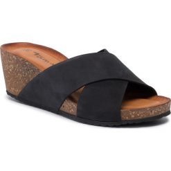 Klapki TAMARIS - 1-27267-32 Black 001. Czarne klapki damskie Tamaris, bez wzorów, ze skóry, bez obcasa, na obcasie. W wyprzedaży za 169,00 zł.