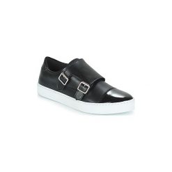 Buty André TAOUS. Czarne trampki i tenisówki damskie marki Andre, bez wzorów, bez zapięcia. Za 311,20 zł.