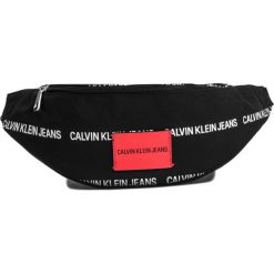 Saszetka nerka CALVIN KLEIN JEANS - Sport Essentials L Street Pack K50K504530 908. Czarne torby męskie skórzane marki Calvin Klein Jeans, bez wzorów, z jeansu, młodzieżowe. Za 269,00 zł.