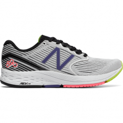 New Balance W890WB6. Buty sportowe damskie New Balance, bez wzorów, z gumy, tenisowe. W wyprzedaży za 229,99 zł.