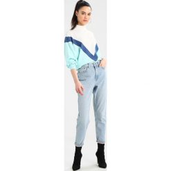 Swetry klasyczne damskie: Moves NAISER Sweter ivory